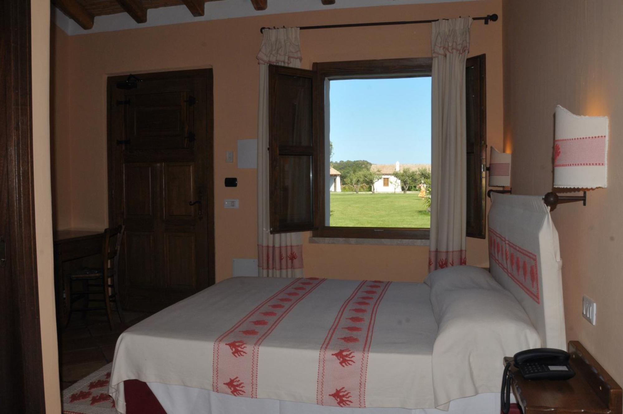 Superior Queen Room with Two Queen Beds,62205475:JPEG